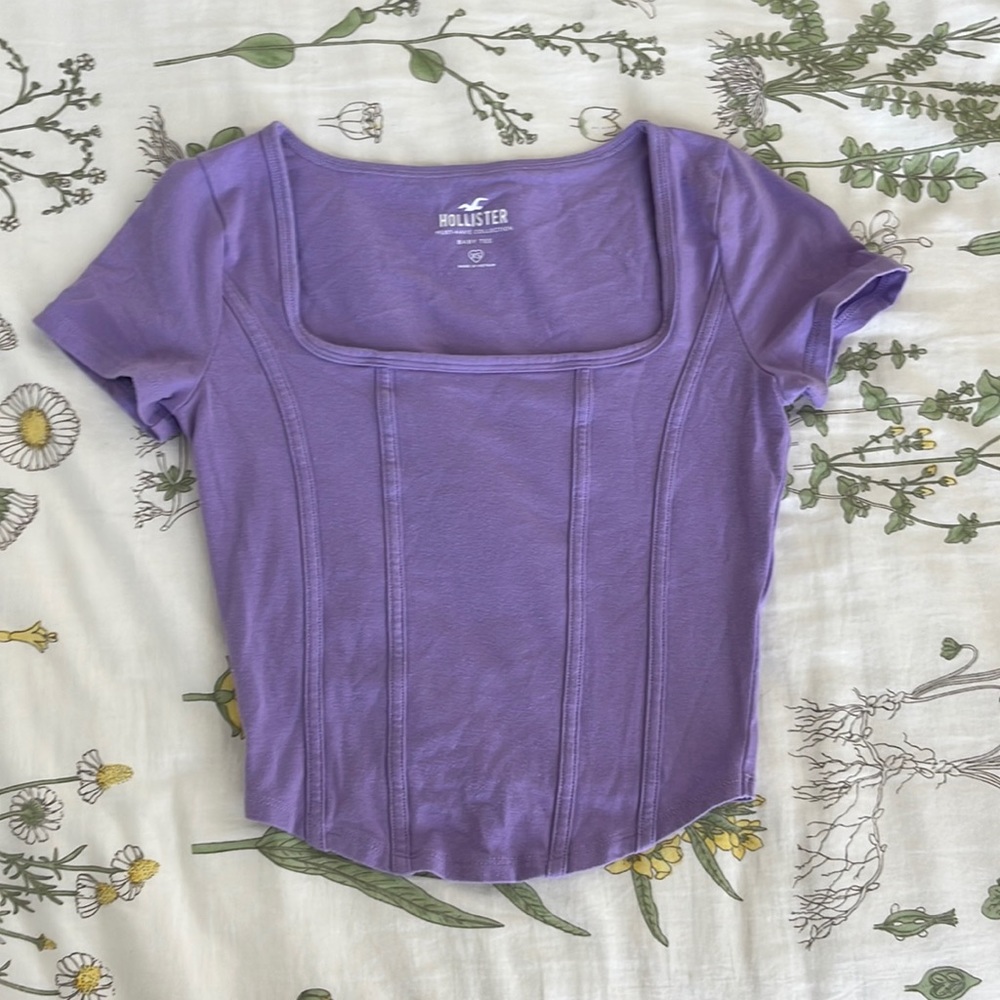 Hollister Baby Tee